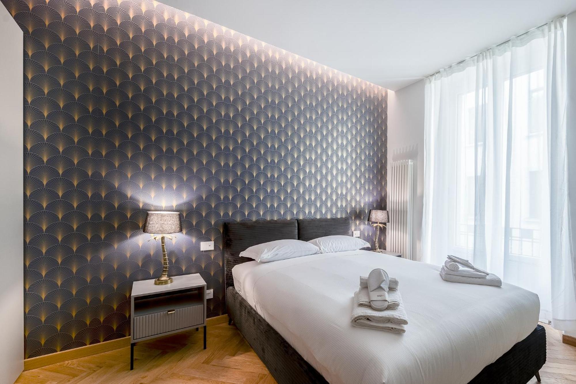 Luxury Apartment - Near Stazione Centrale Milánó Kültér fotó